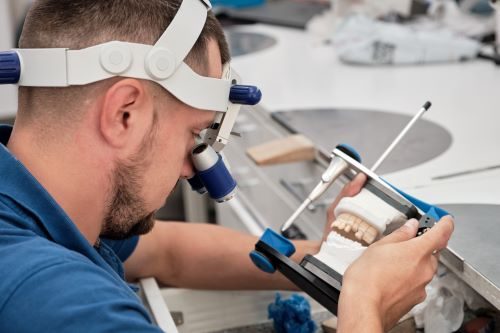 Implant dentaire : les nouvelles techniques